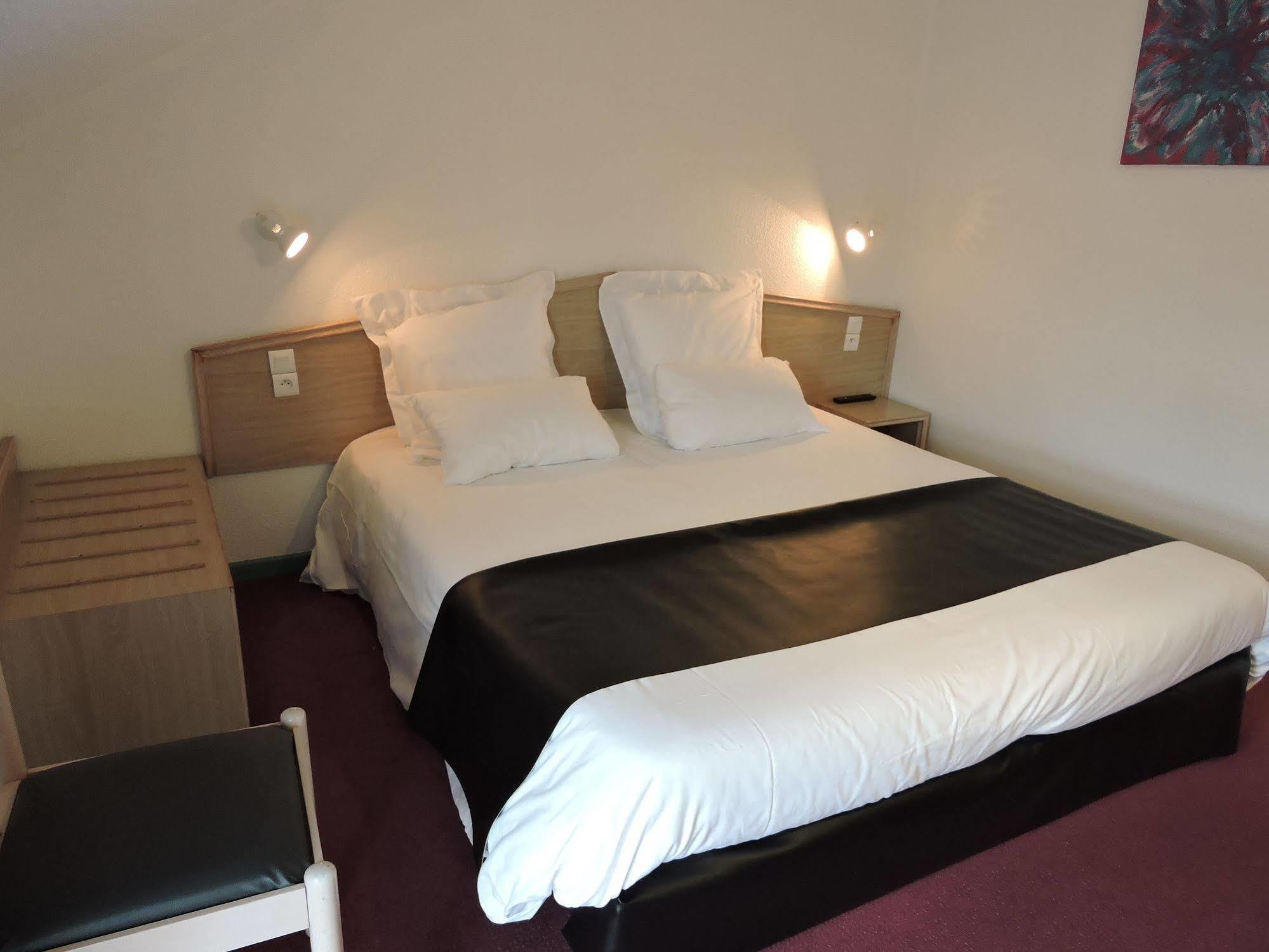 Le Foron Hotel