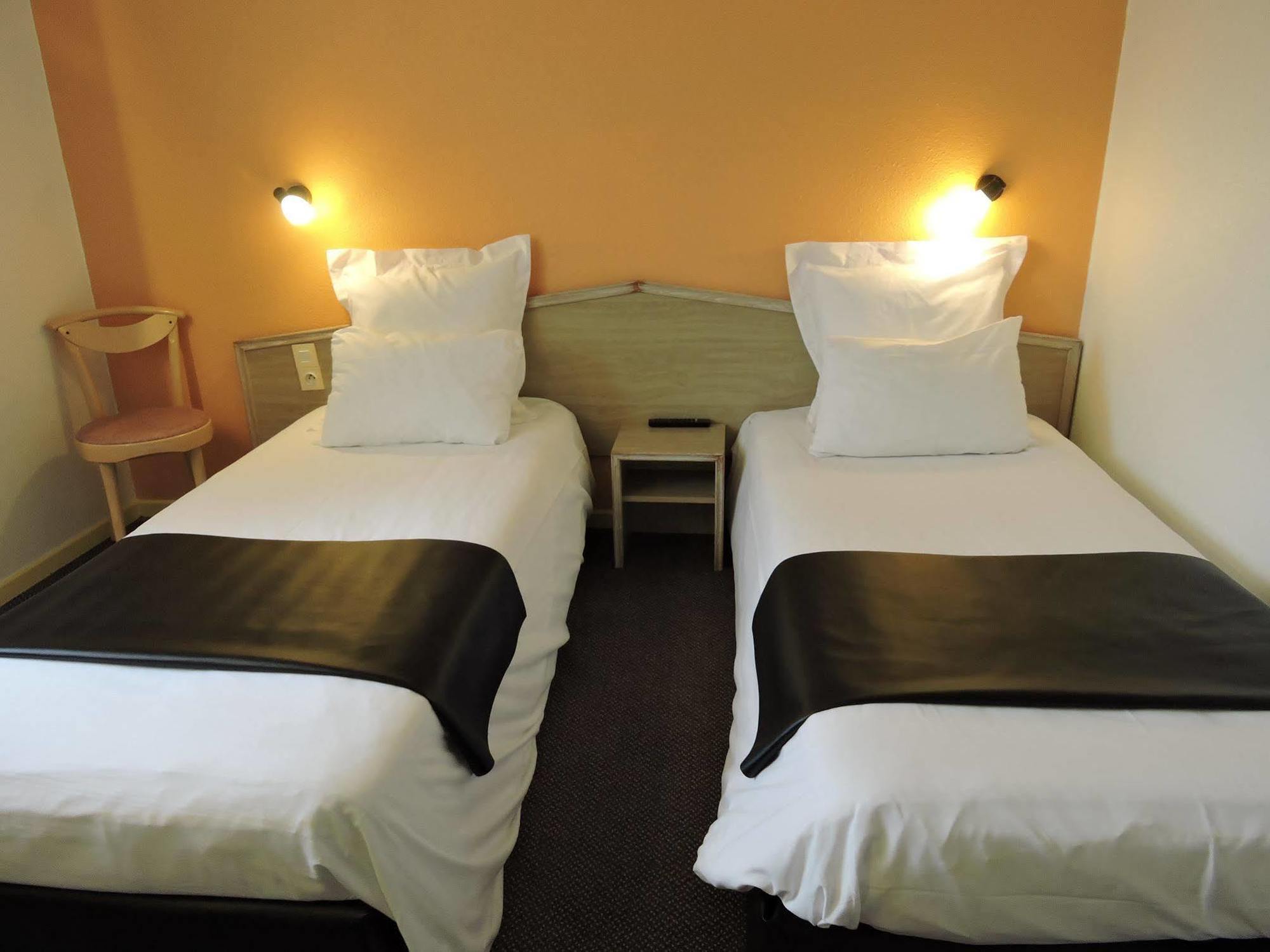 Hotel Le Foron 3*